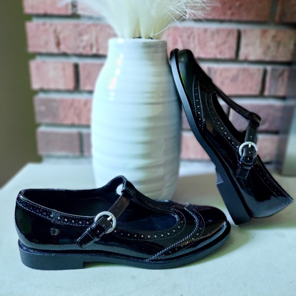 NWT Women's Arizona Jean Co. Zoya Round Closed Toe Black Patent Loafers Size 8M